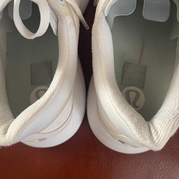 Lululemon Chargefeel Workout Low Top Women's White Sneakers Size: 7.5 - Picture 12 of 16